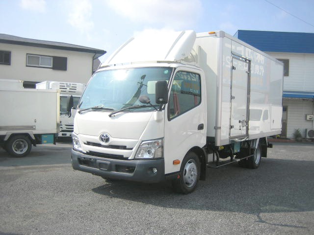 トヨタ ダイナ 冷凍車（低温） 2t～3t