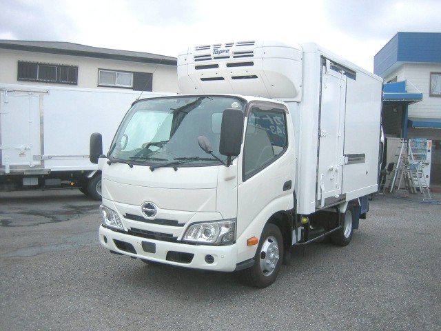 日野 デュトロ 冷凍車（低温） 2t～3t